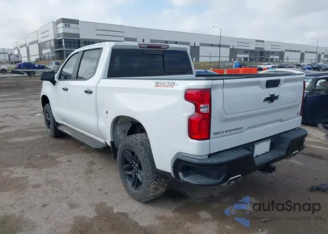 2021 Chevrolet Silverado 1500 4Wd Short Bed Lt Trail Boss z USA, uszkodzony, nr VIN 3GCPYFED9MG374761
